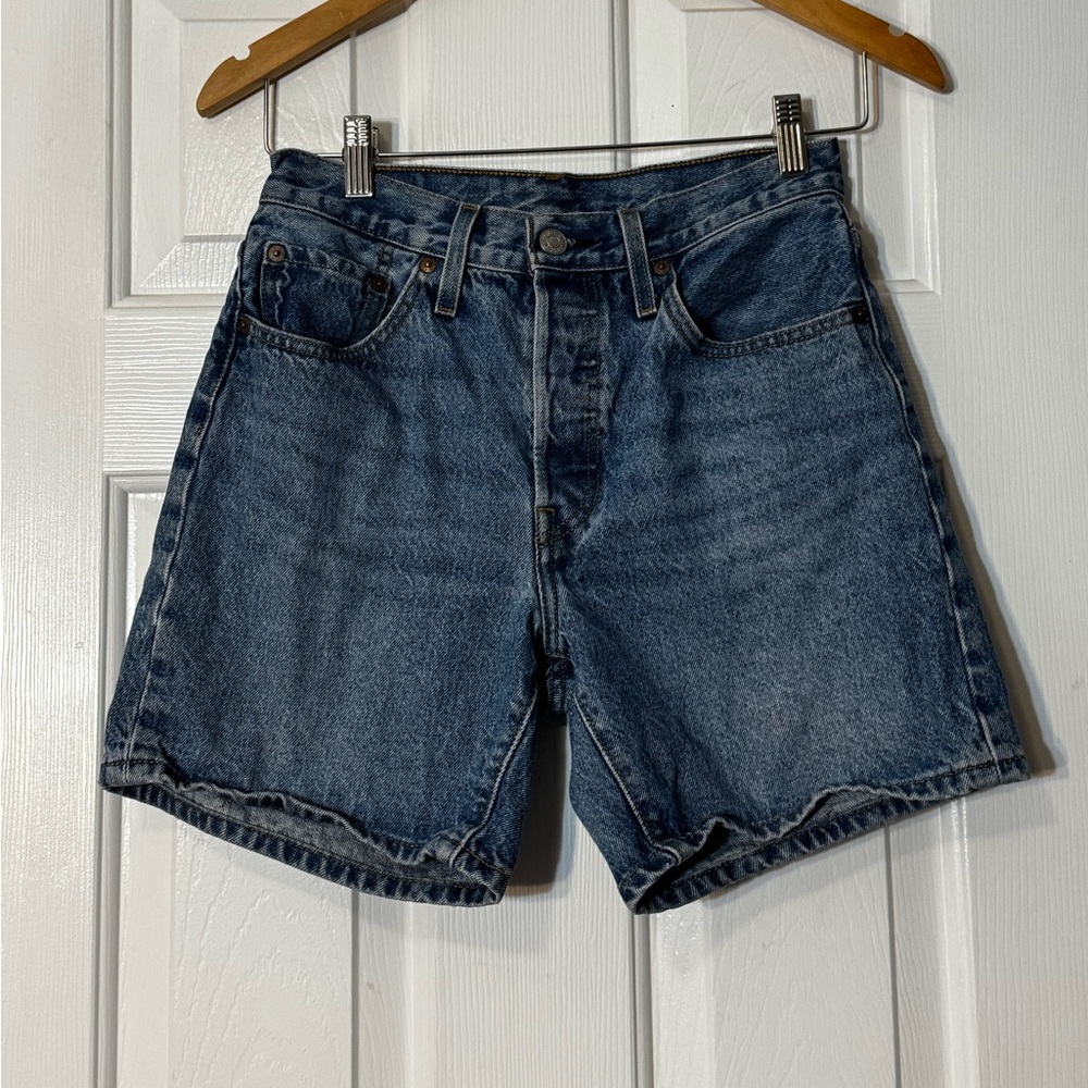 Levi’s 501 Original High-Rise Cut-Off Shorts - Size 26 0543